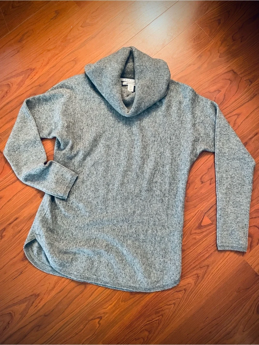Max Studio 100% 2-ply Cashmere Sweater Grey Cowl Neck Dolman Sleeve SO SOFT sz M